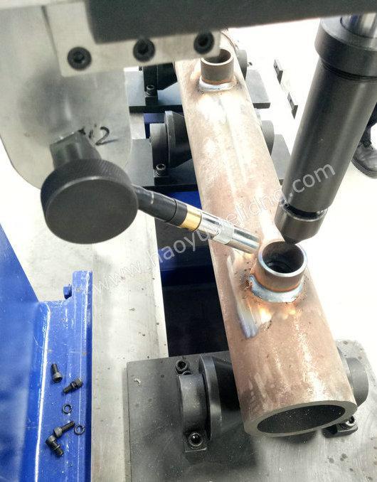 màquina automàtica de soldadura de canonades i mugrons